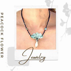 Fanned-out petals Peacock Flower Handmade Honey Jade Necklace Pendant